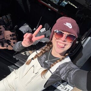 Meet your Posher, Belmari